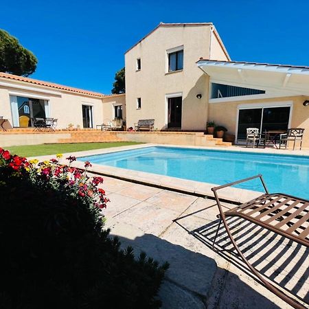 Annexe Des Pins - Studio Gite Avec Piscine & Climatisation Villeneuve-lès-Béziers Dış mekan fotoğraf