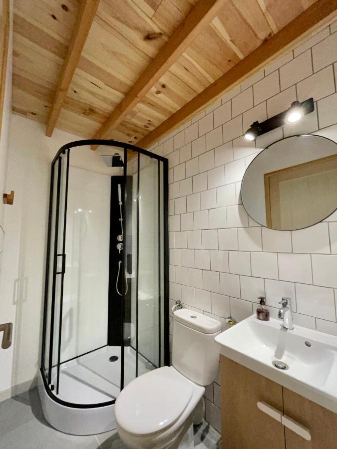 Annexe Des Pins - Studio Gite Avec Piscine & Climatisation Villeneuve-lès-Béziers Dış mekan fotoğraf