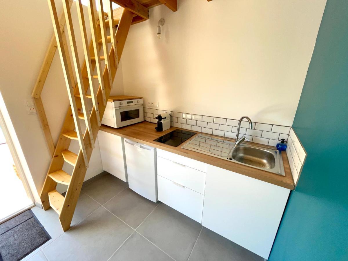 Annexe Des Pins - Studio Gite Avec Piscine & Climatisation Villeneuve-lès-Béziers Dış mekan fotoğraf
